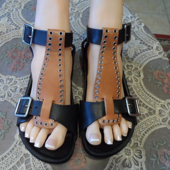 Isabel Marant Black/Beige "Layne" Studded Leather Sandals Size EU 36 - US 6 - Picture 1 of 16